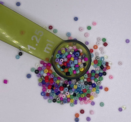 Seed bead confetti scoop